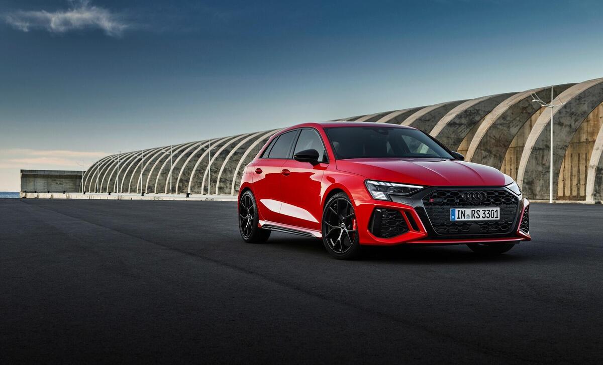 Audi Rs Sportback Catalogo E Listino Prezzi Audi Rs Sportback