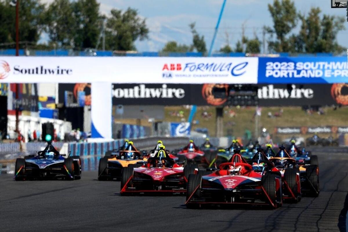 Formula E E Prix Roma 2023 R14 Dennis Vince Davanti A Nato E Bird