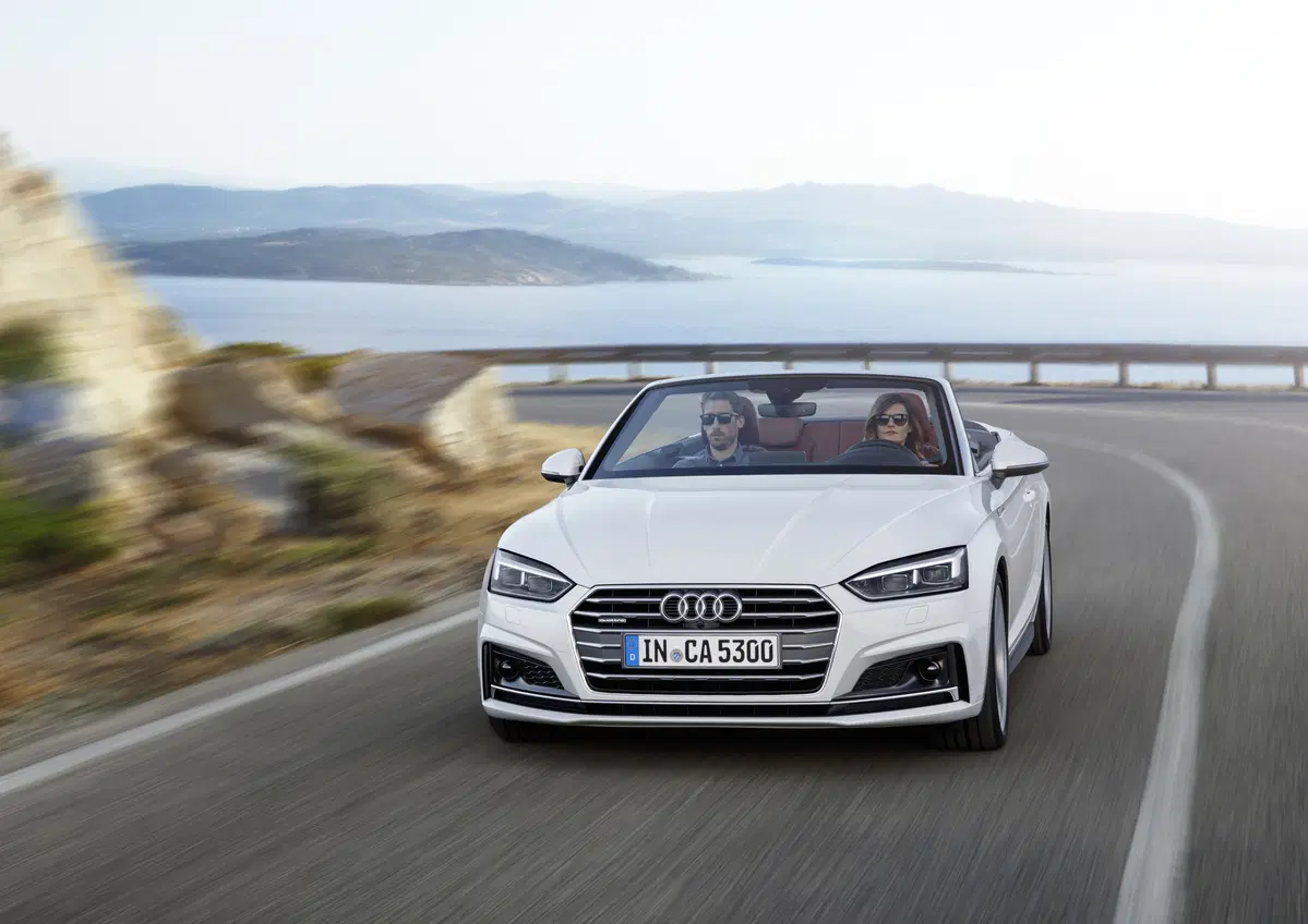 Audi A5 Cabrio 40 2.0 tfsi mhev Business quattro 204cv s-tronic (27)
