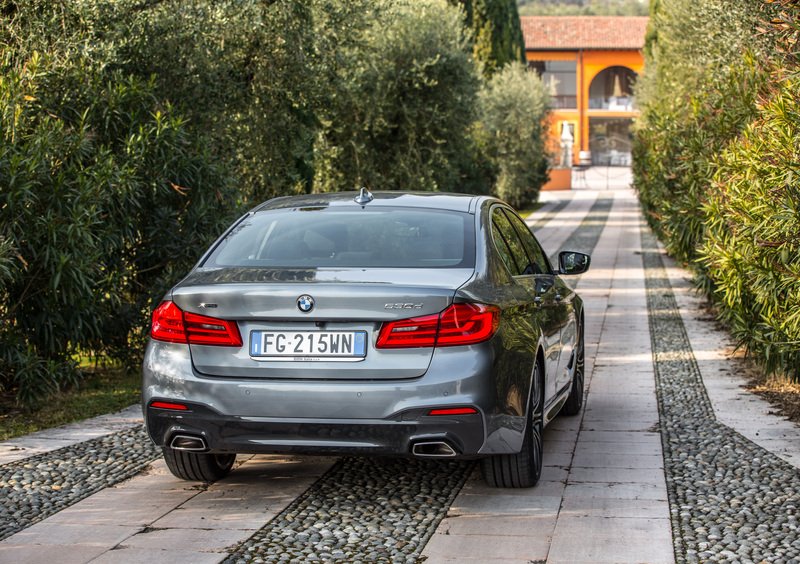 BMW Serie 5 (2016-->>) (27)