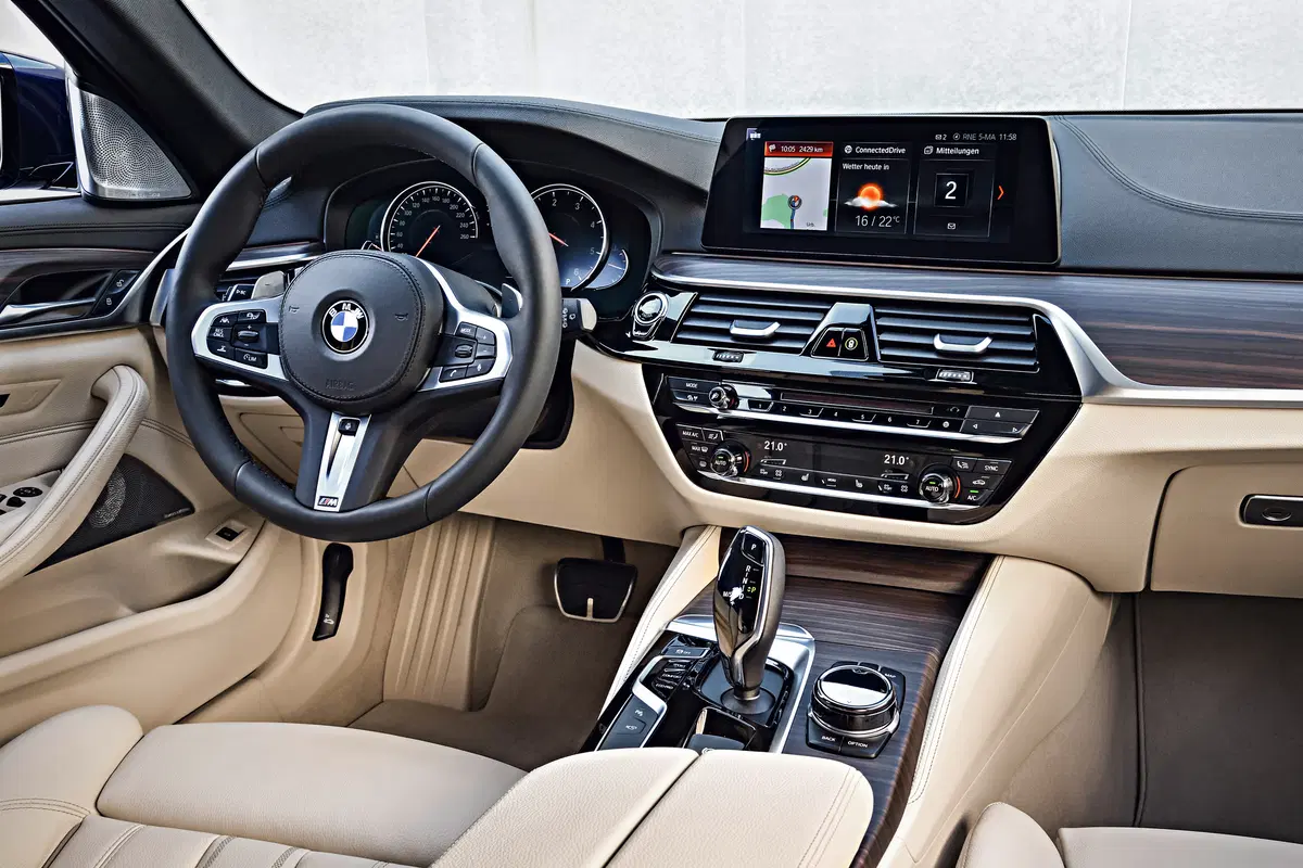 BMW Serie 5 Touring (2017-24) (50)