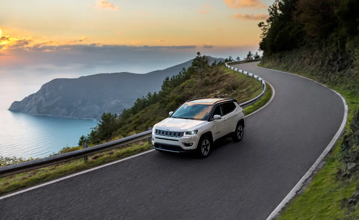 Jeep Compass 1.6 Multijet II 2WD Longitude (13)