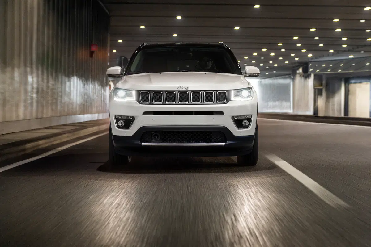 Jeep Compass 1.6 Multijet II 2WD Longitude (9)