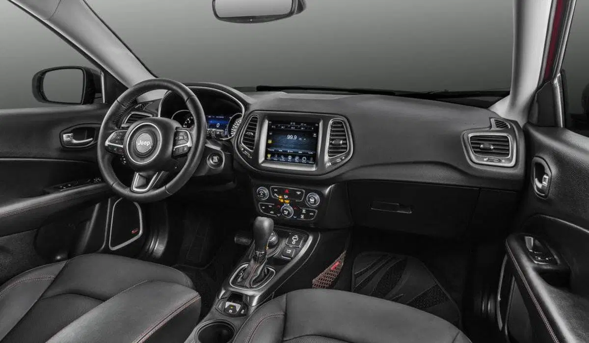 Jeep Compass 1.6 Multijet II 2WD Longitude (18)