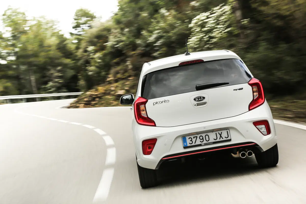 Kia Picanto 1.2 12V 5 porte GT Line (8)