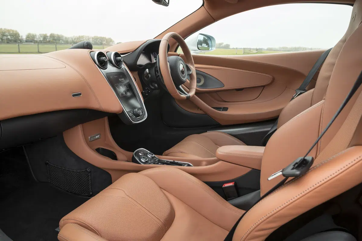 McLaren 570GT (2016-20) (11)