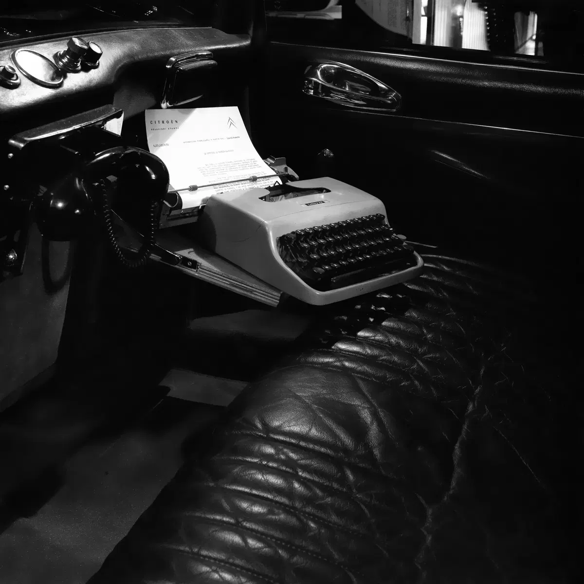 DS 5 Prestige, ritorno agli anni '60 (10)