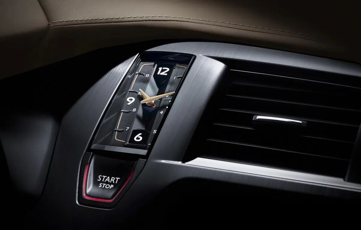 DS 5 Prestige, ritorno agli anni '60 (4)