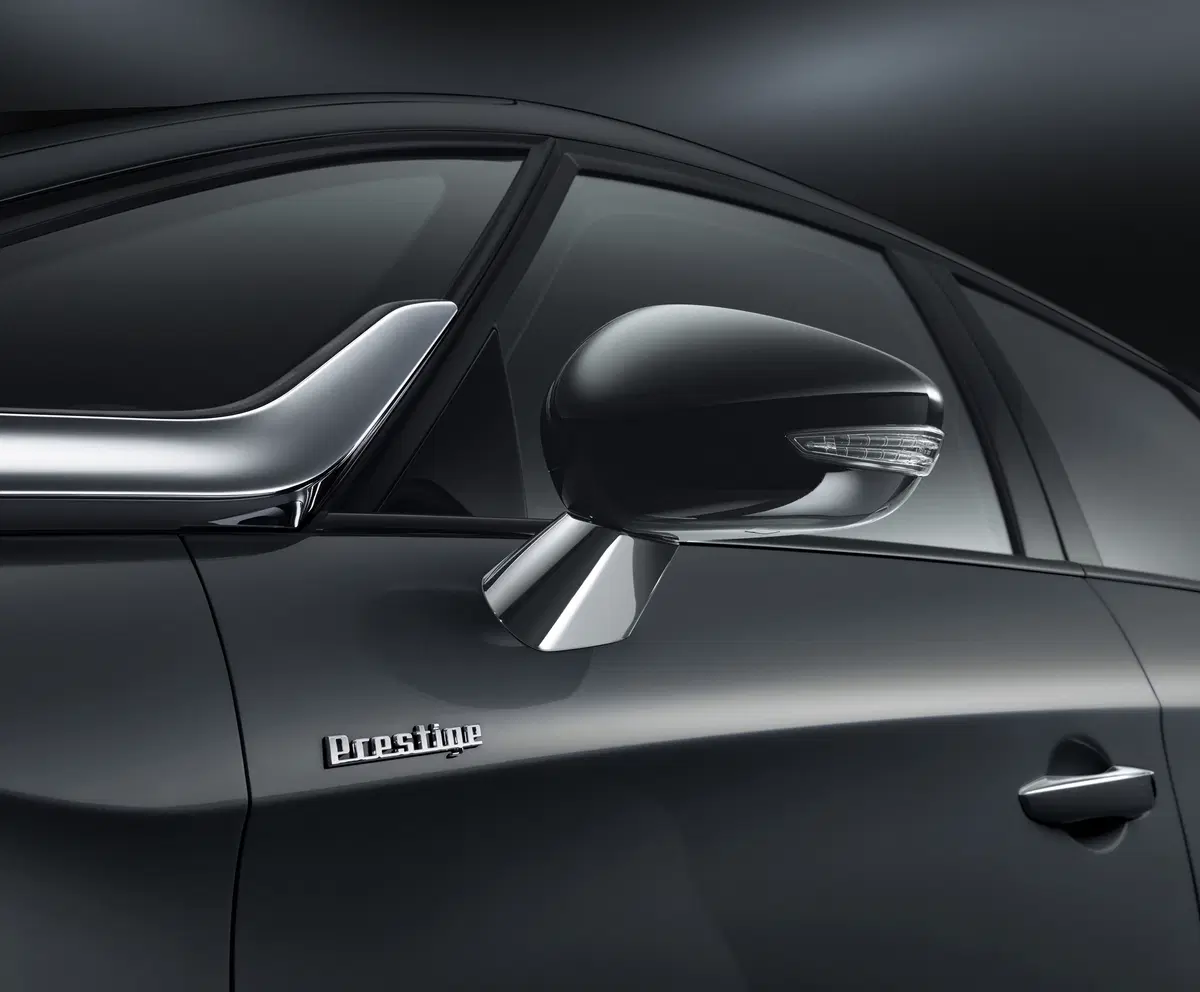 DS 5 Prestige, ritorno agli anni '60 (2)