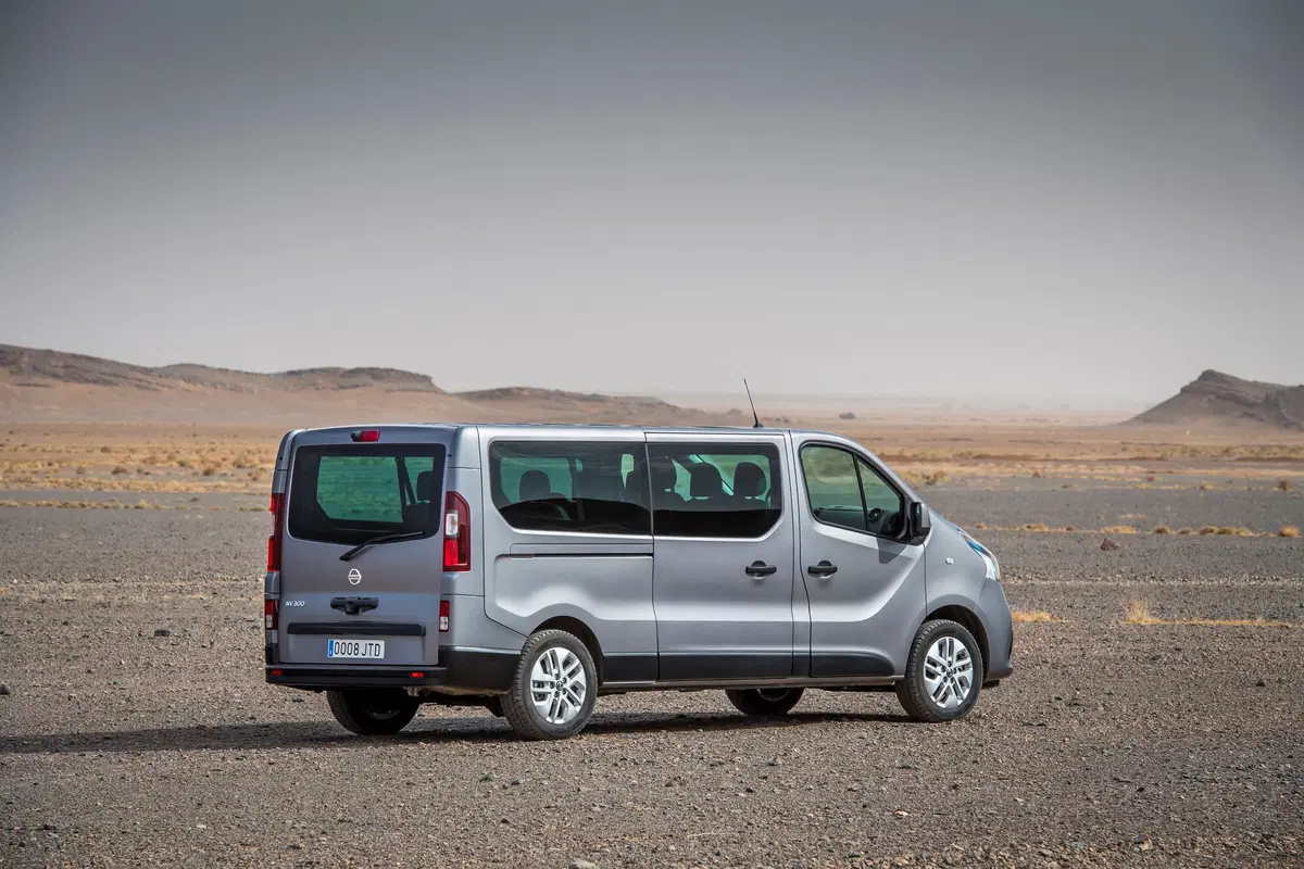 Nissan NV300 (2016-22) (32)