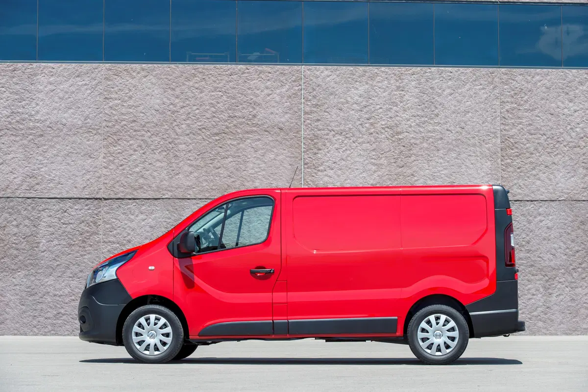 Nissan NV300 Furgone (2016-22) (2)