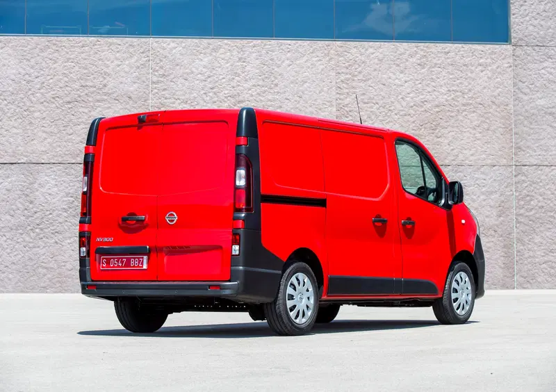 Nissan NV300 Furgone (2016-22) (10)