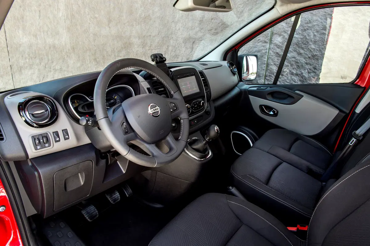 Nissan NV300 Furgone (2016-22) (11)