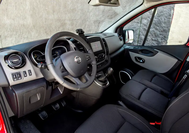 Nissan NV300 Furgone (2016-22) (11)