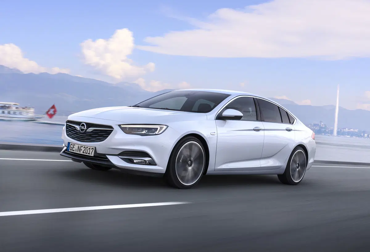 Opel Insignia 2.0 BiTurbo CDTI S&S AWD aut. Grand Sport GSi (31)