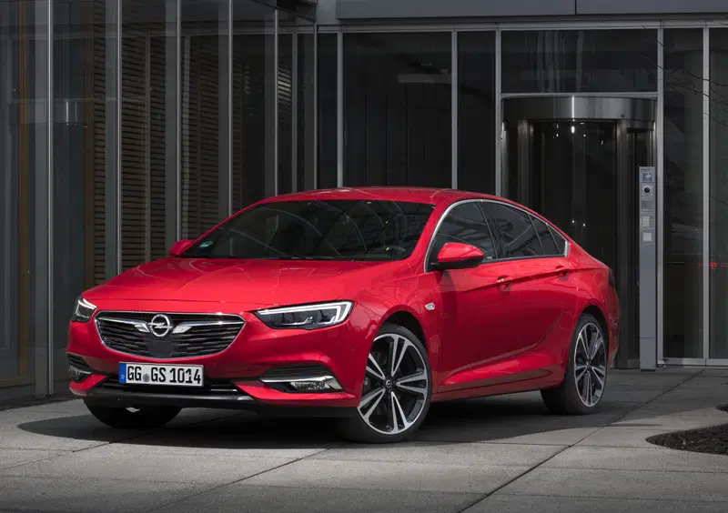 Opel Insignia (2017-22) (16)