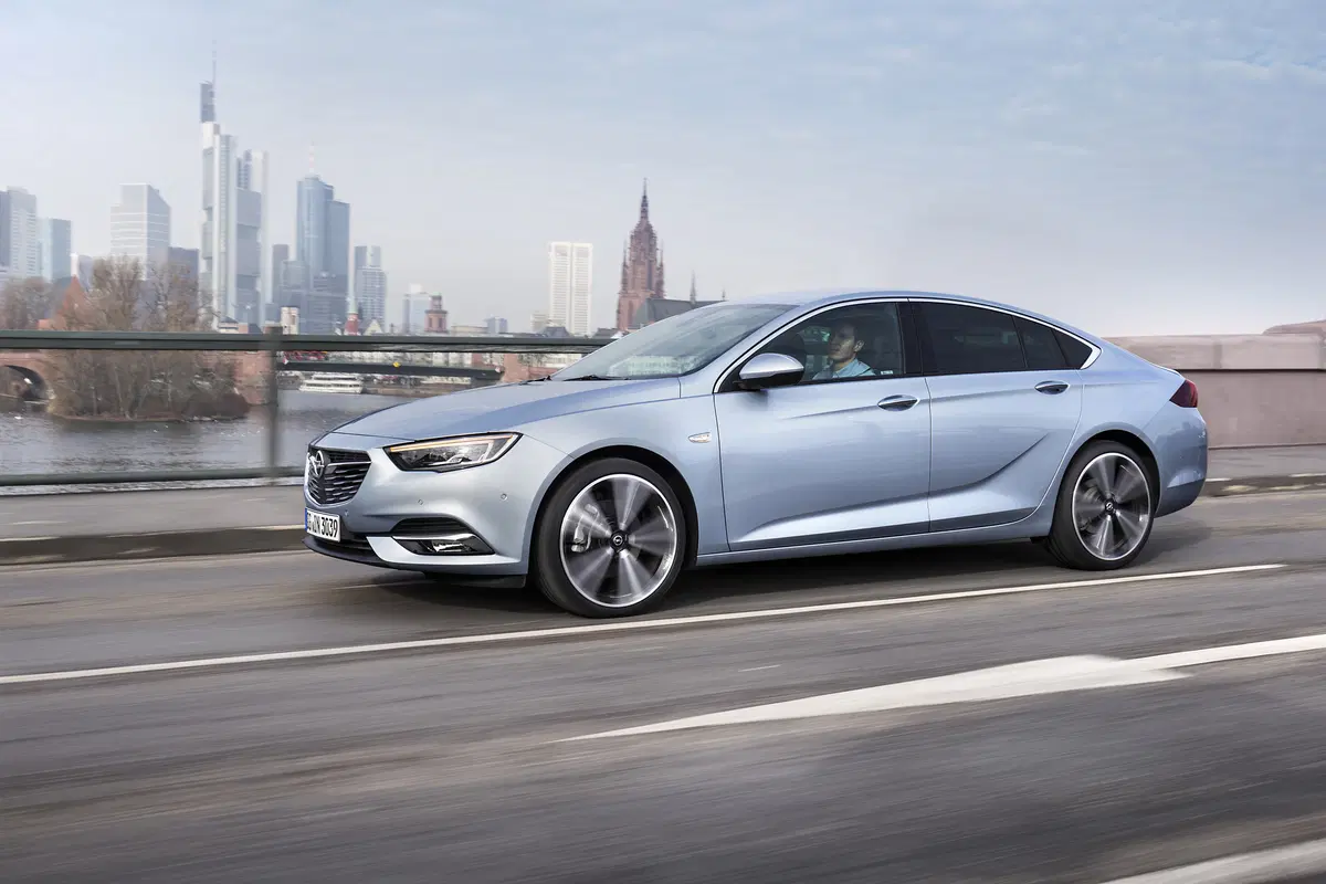 Opel Insignia 2.0 BiTurbo CDTI S&S AWD aut. Grand Sport GSi (24)