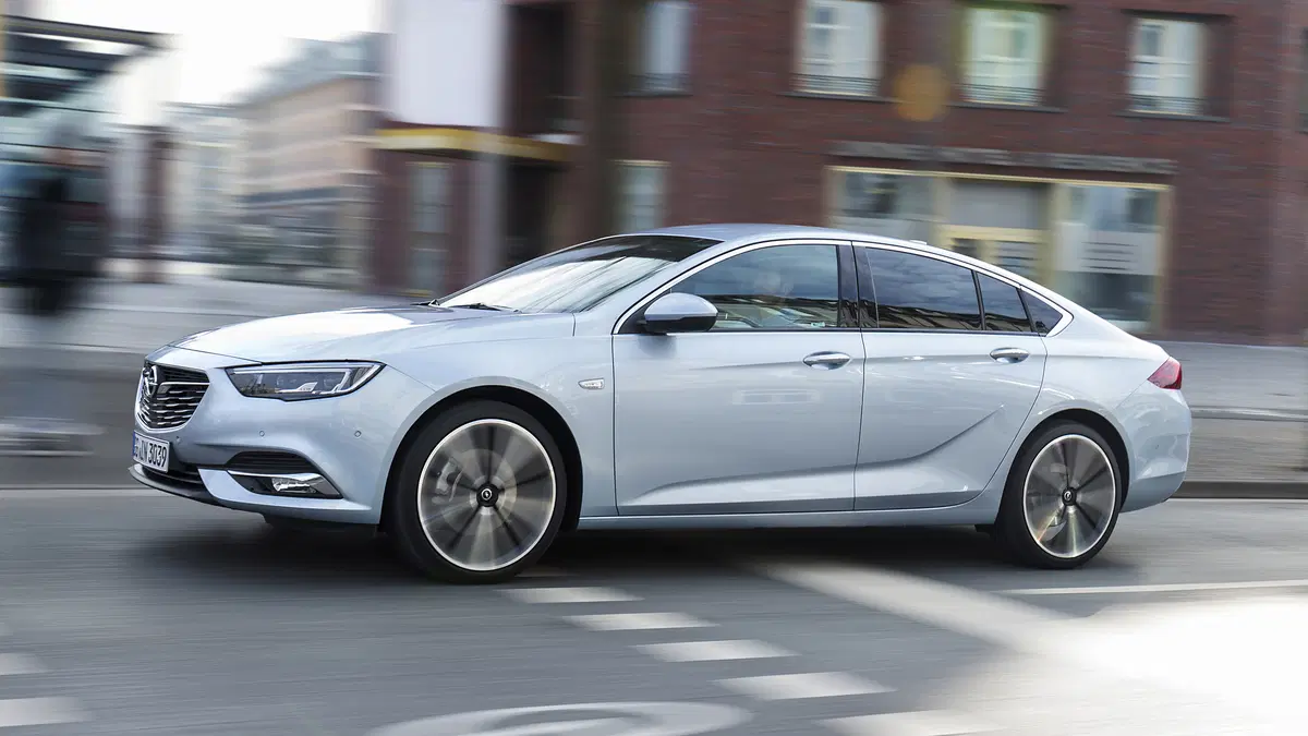 Opel Insignia 2.0 BiTurbo CDTI S&S AWD aut. Grand Sport GSi (28)