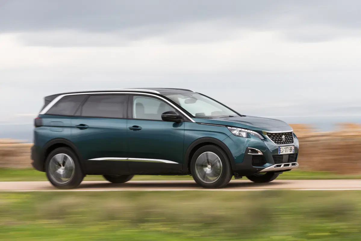 Peugeot 5008 BlueHDi 150 S&S Business (22)