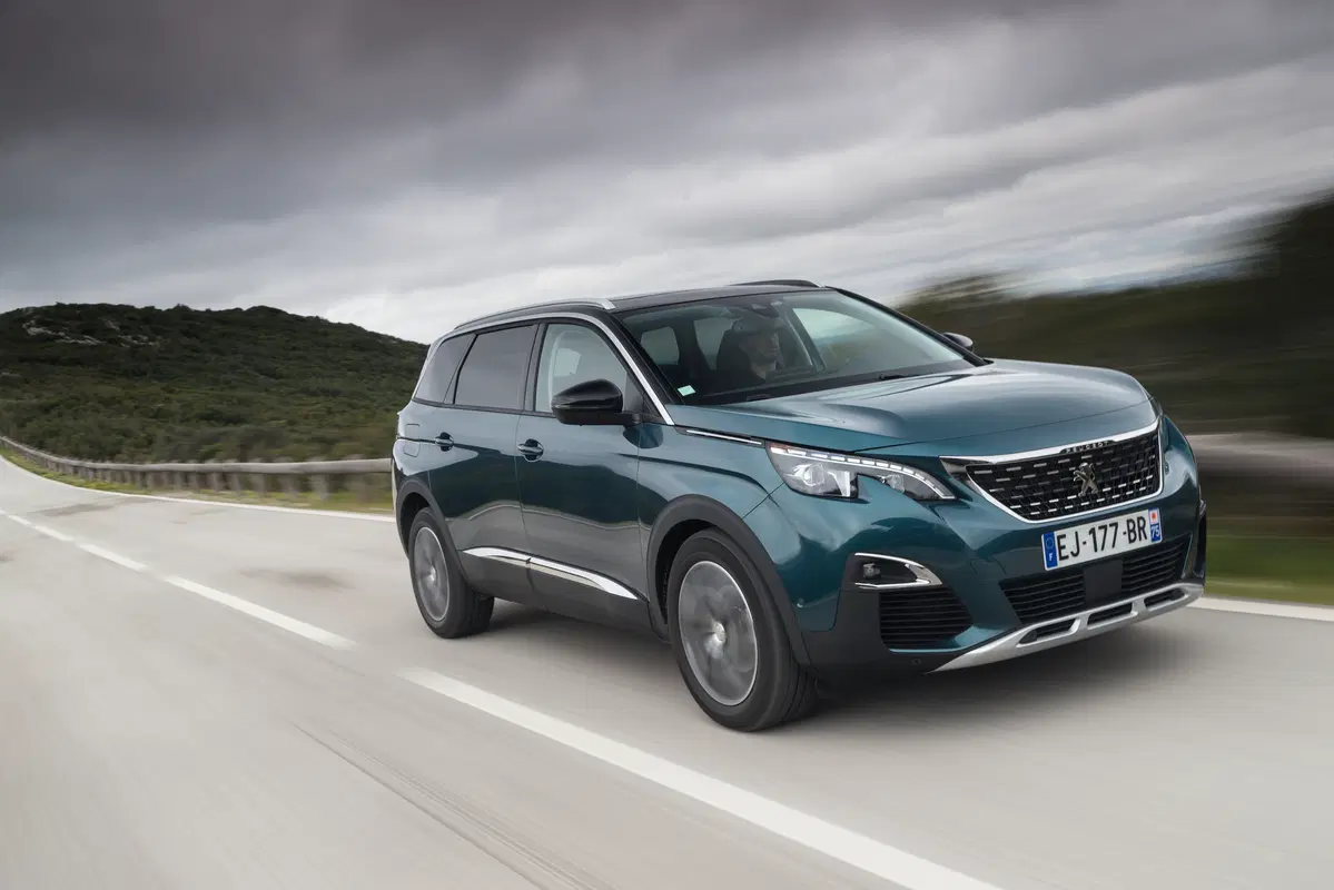 Peugeot 5008 BlueHDi 150 S&S Business (21)