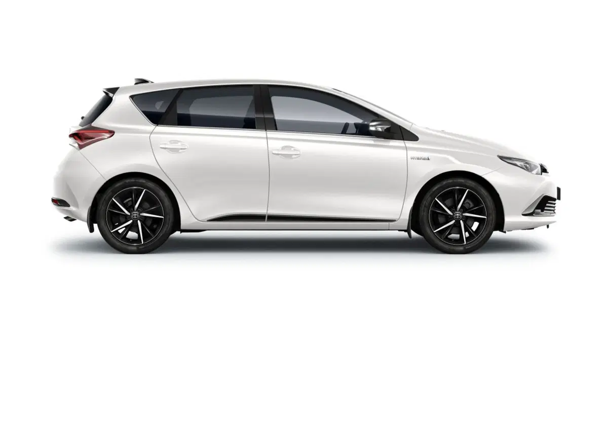 Toyota Auris Black Edition, il nuovo allestimento (4)