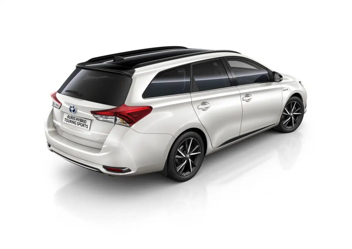 Toyota Auris Black Edition, il nuovo allestimento (18)