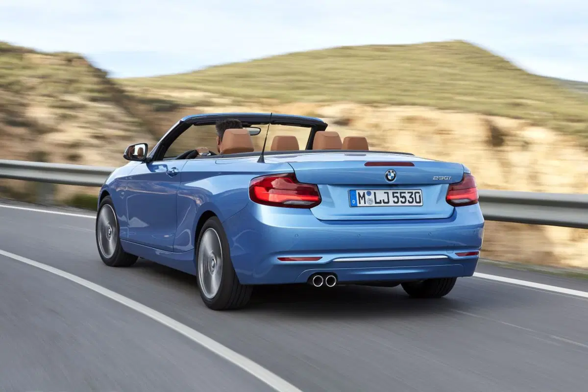 BMW Serie 2, restyling per Coupé e Cabrio (3)