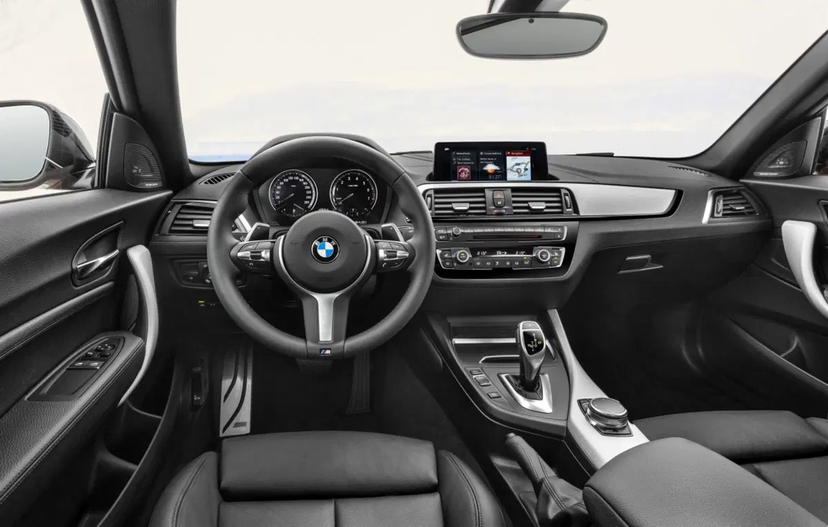 BMW Serie 2, restyling per Coupé e Cabrio (17)