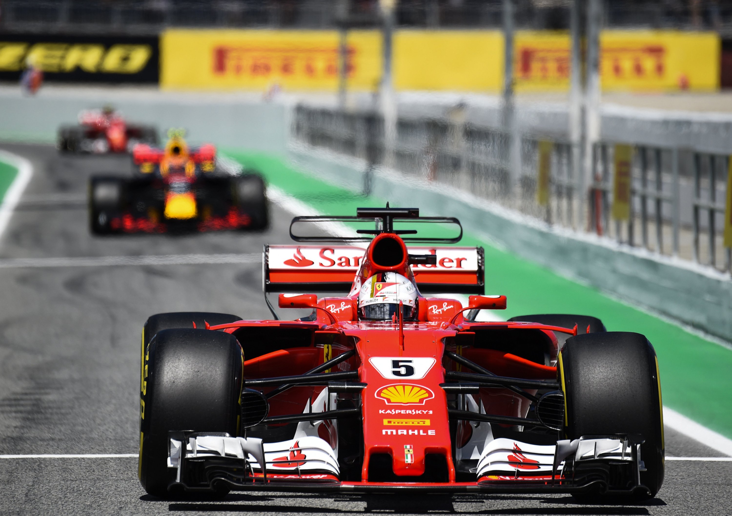 F1, GP Spagna 2017: Hamilton e Vettel separati da un soffio