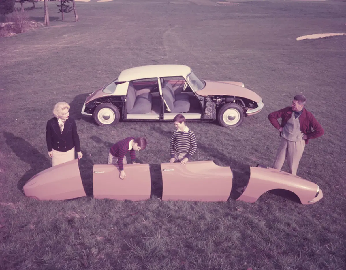 Confronto Heritage, PSA: Citroen DS Vs DS 5 (6)