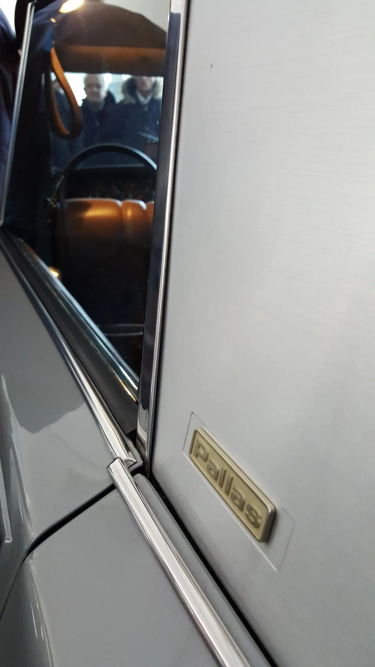 Confronto Heritage, PSA: Citroen DS Vs DS 5 (11)
