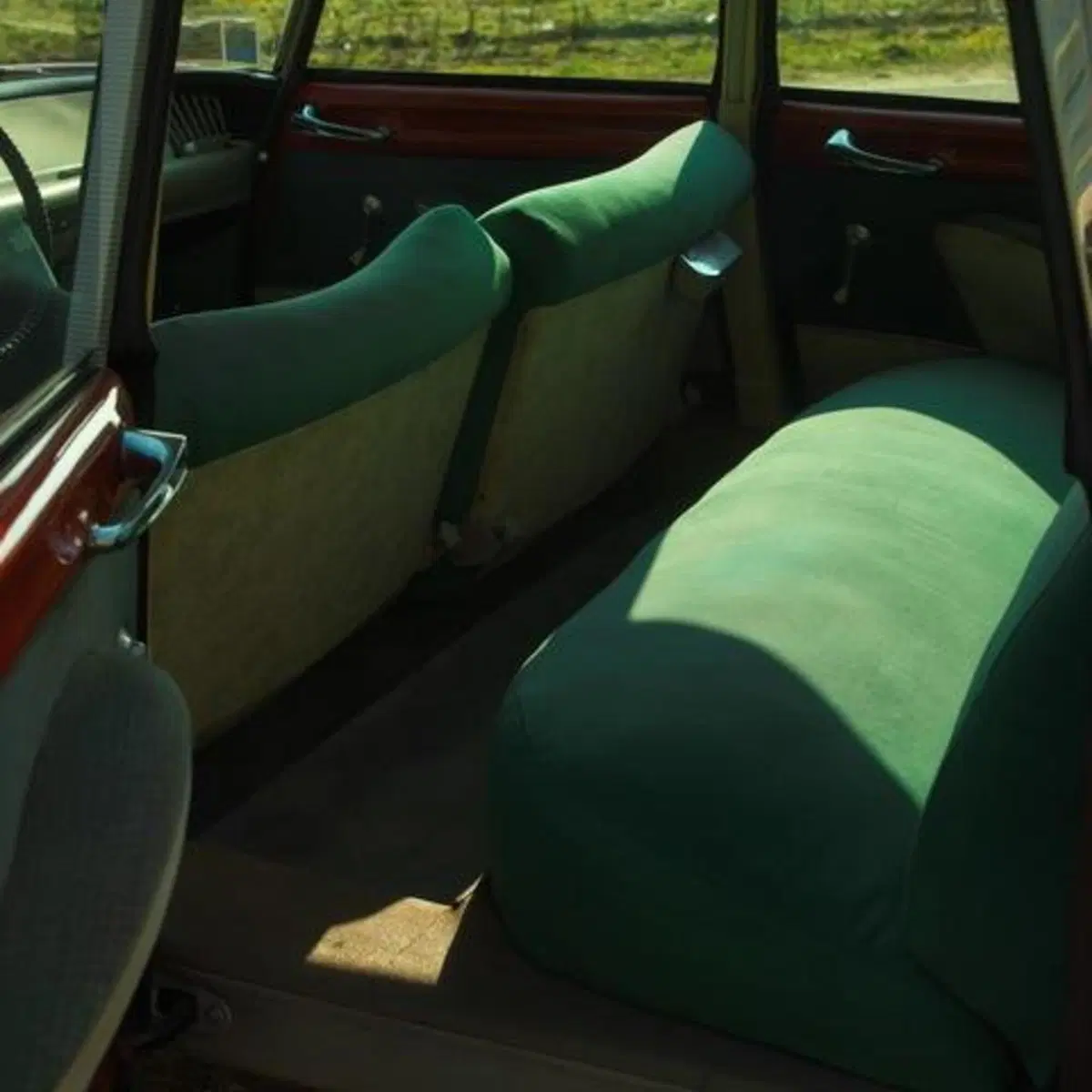 Confronto Heritage, PSA: Citroen DS Vs DS 5 (7)