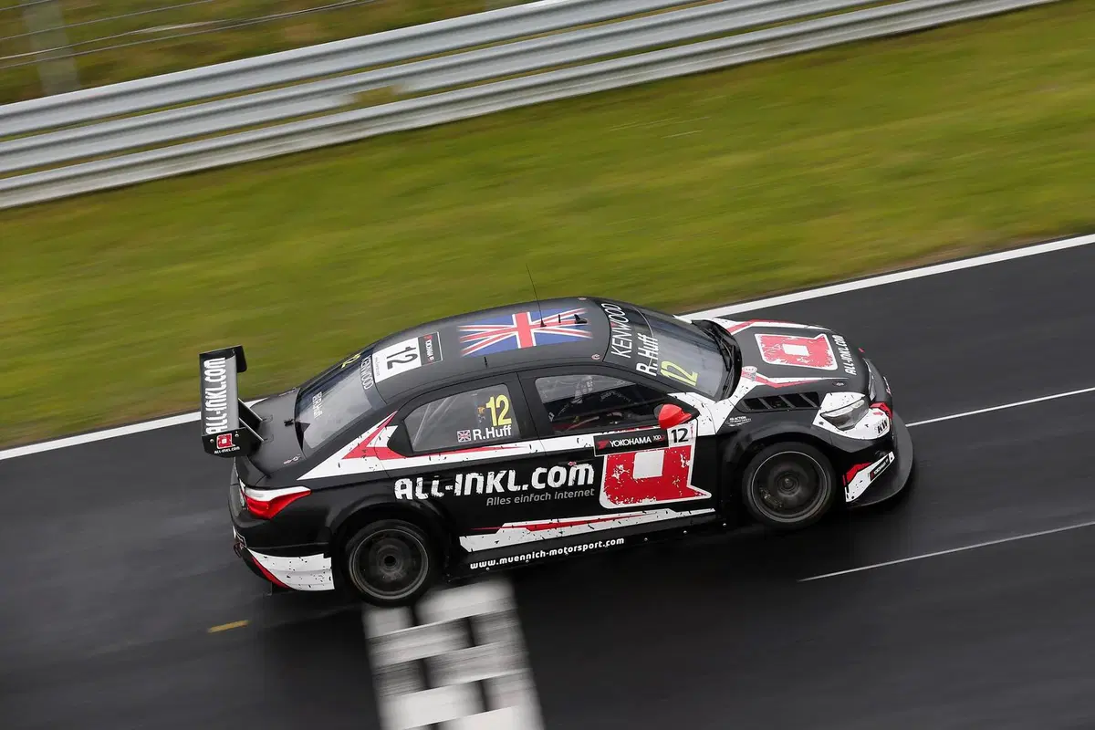 WTCC 2017, Ungheria, Opening Race: 
