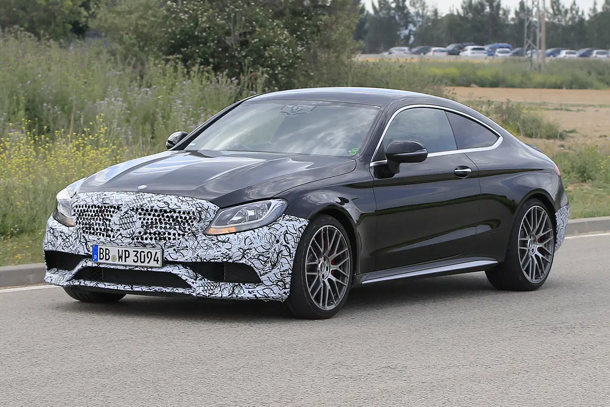 Mercedes classe C63, pronto il restyling