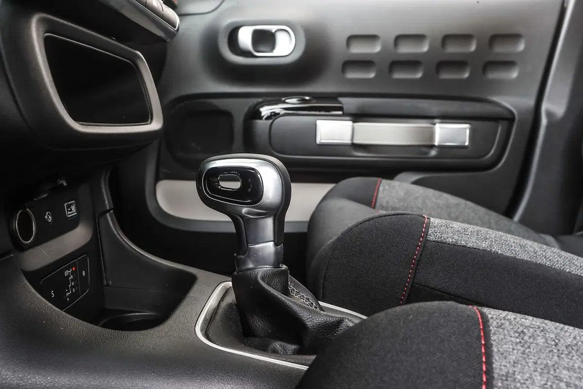Citroen C3, ora con cambio automatico EAT6