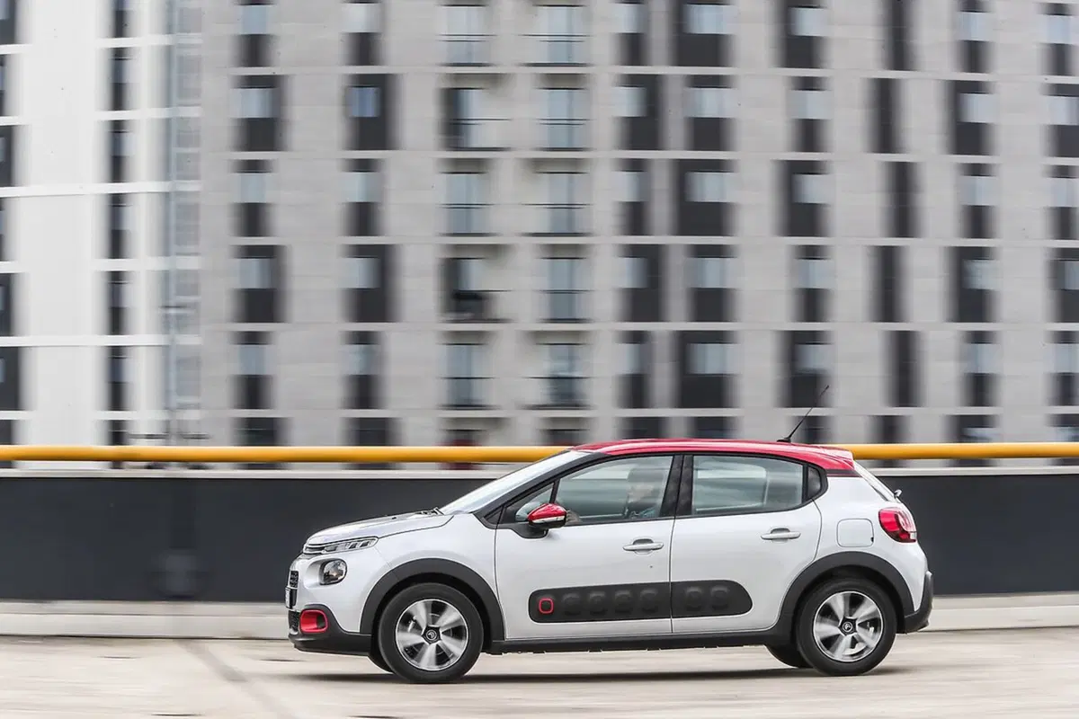 Citroen C3, ora con cambio automatico EAT6 (5)