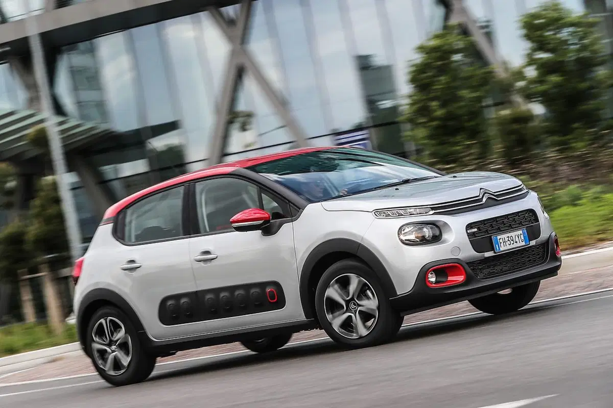 Citroen C3, ora con cambio automatico EAT6 (6)