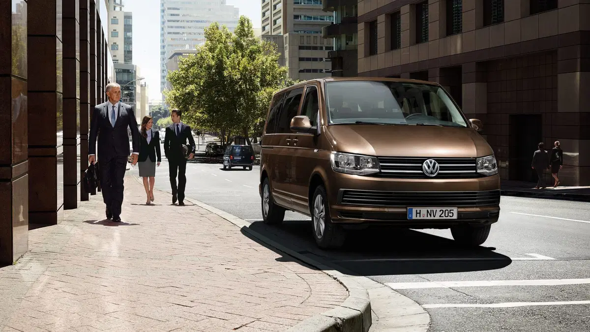 Volkswagen Veicoli Commerciali Caravelle 2.0 TDI 204CV PC Comfortline N1 (2)