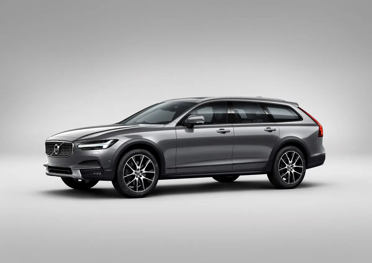 Volvo V90 Cross Country D4 AWD Pro (5)