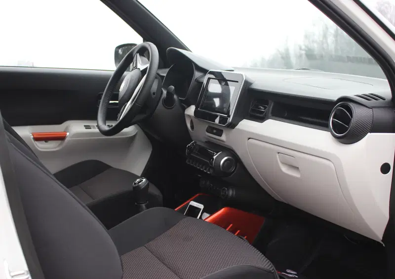 Suzuki Ignis (2016-->>) (12)