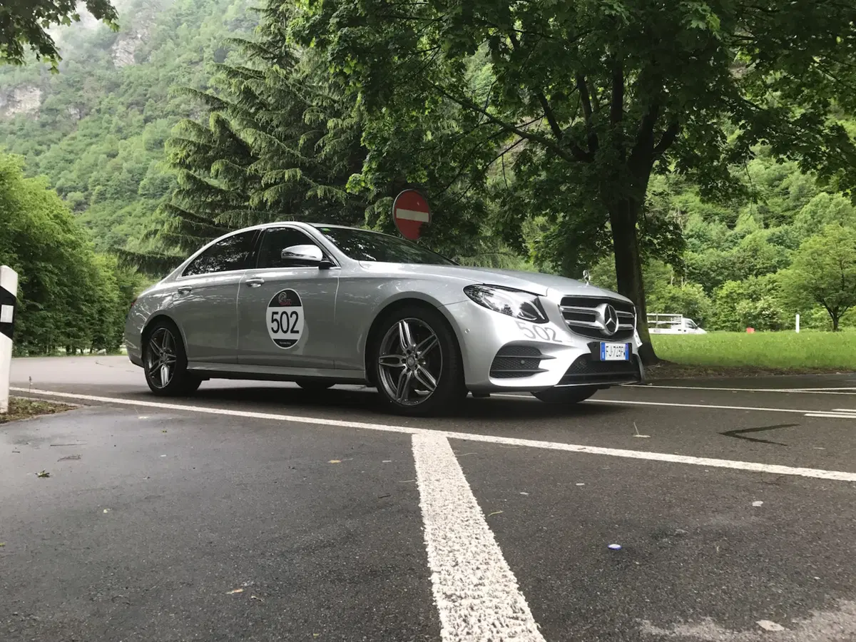 M-B Classe E 220d Tribute Ponton 1956: Mille Miglia nel cuore (2)