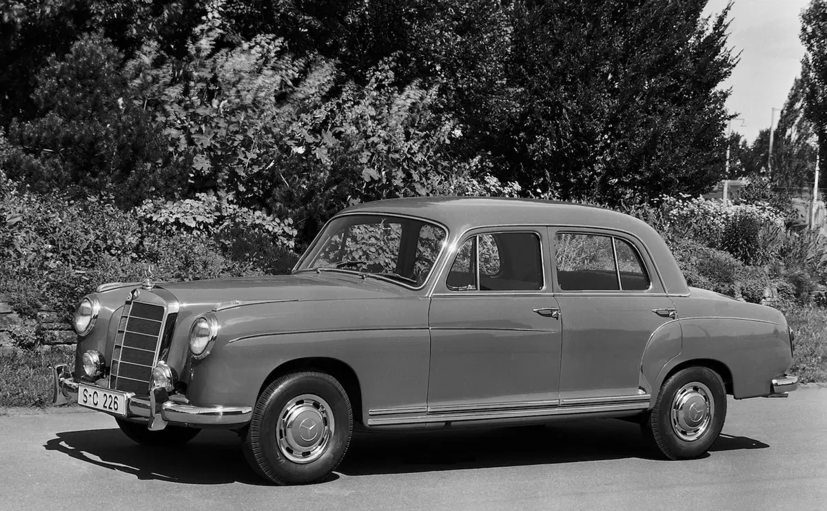 M-B Classe E 220d Tribute Ponton 1956: Mille Miglia nel cuore (4)