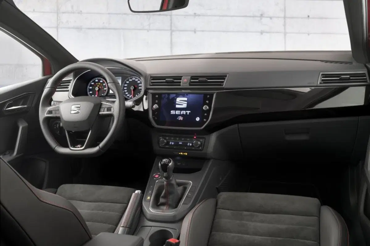 Seat Ibiza 2017, ispirazione Leon per la nuova generazione [Video Primo test] (12)