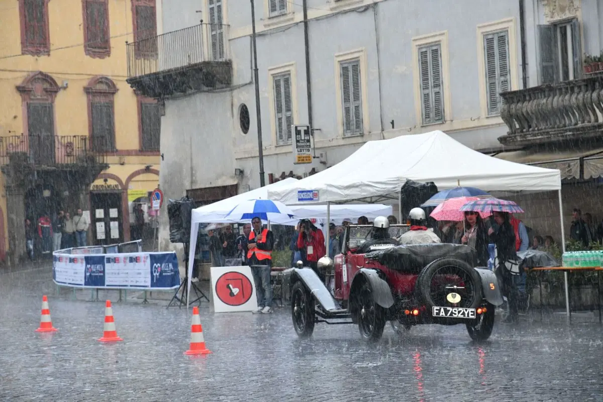Mille Miglia 2017: Vesco-Guerini i vincitori sull'Alfa di Tazio (12)