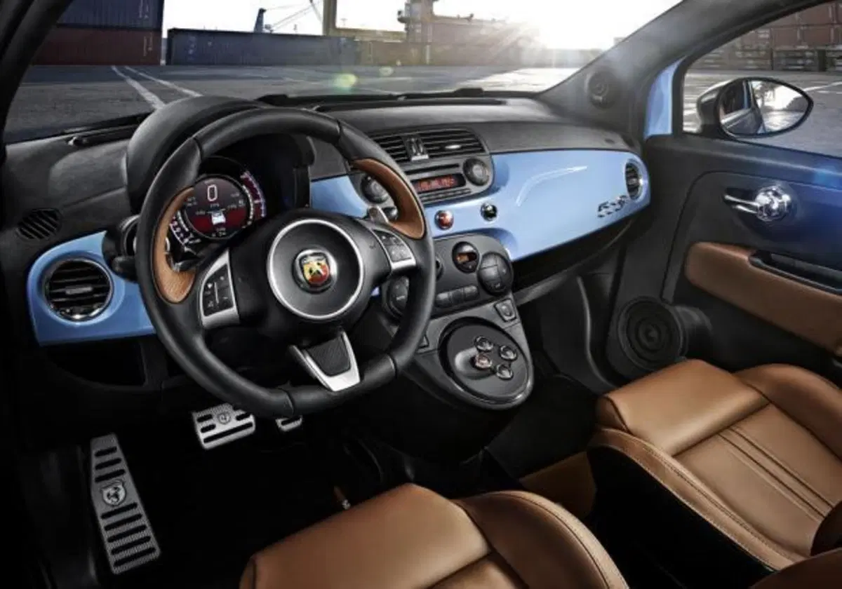 Abarth 695 Cabrio (2017-24) (4)