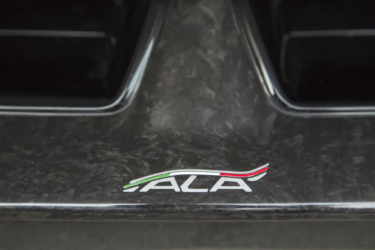 Lamborghini Huracan Performante, la più veloce è lei [Video primo test] (12)
