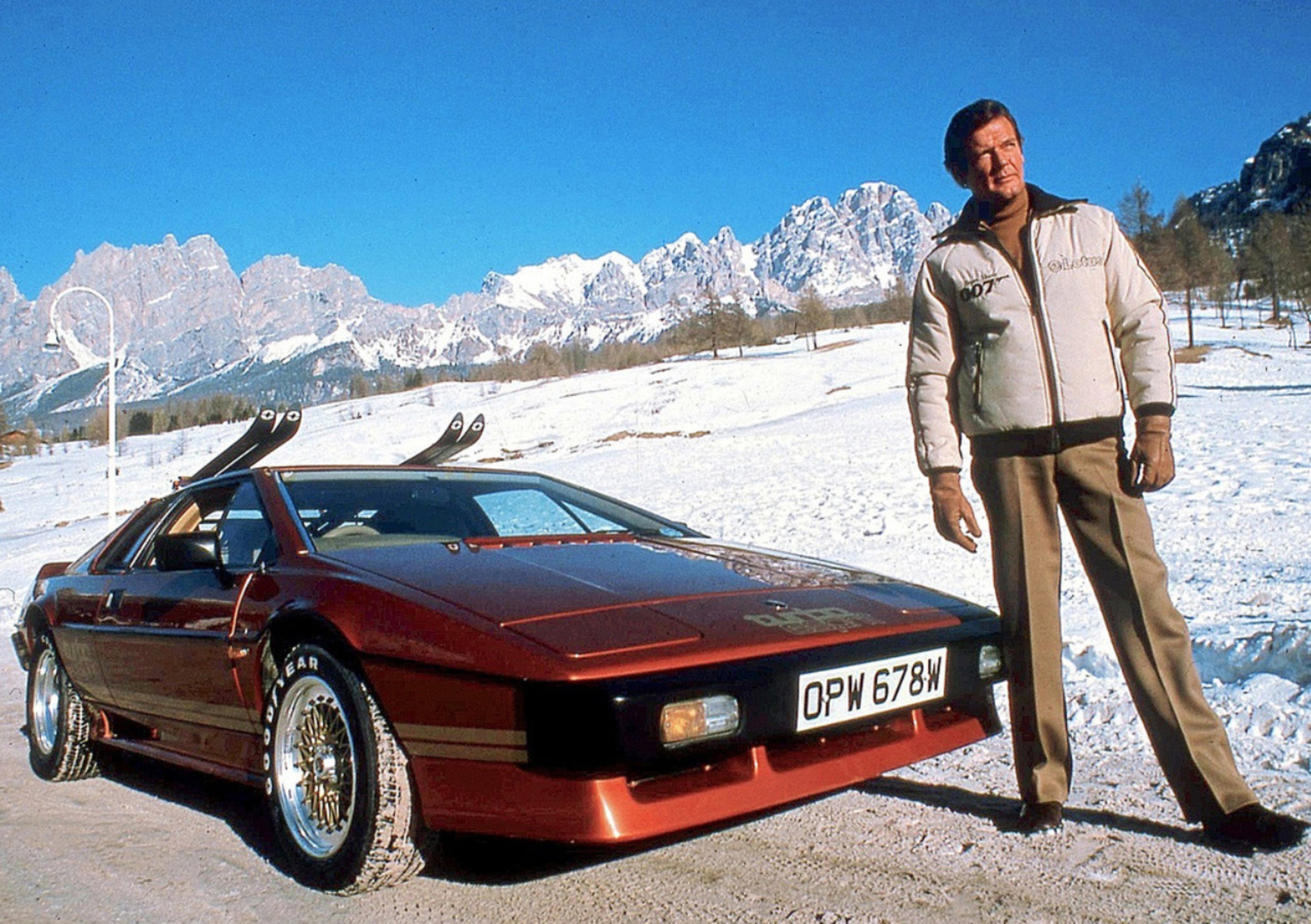 Tutte le auto di Roger Moore, il pi&ugrave; longevo degli 007
