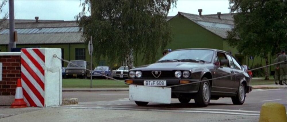 In &quot;Octopussy&ndash;Operazione piovra&quot; del 1983 la Bond car &egrave; una Alfa Romeo Alfetta GTV6