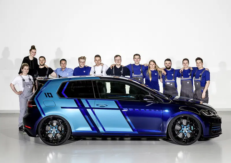 Volkswagen Golf GTI First Decade, la concept al W&ouml;rthersee 2017