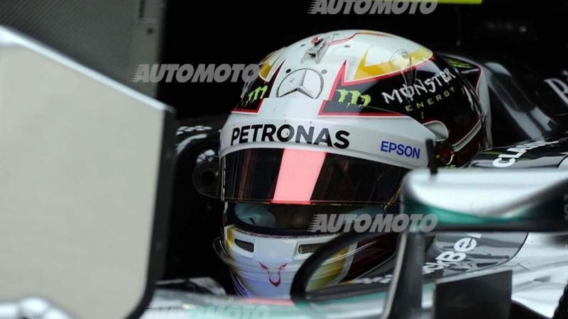 F1 Cina 2015, Libere 2: Raikkonen subito dietro Hamilton